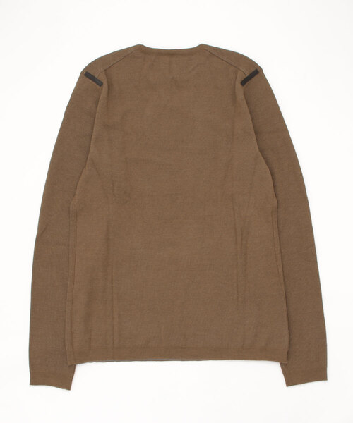 Snow Peak（スノーピーク）の「Crew Neck Base Layer（ニット/セーター・メンズ・ブラック/カーキ/ブラウン/グレー・SMALL/X-SMALL/X-LARGE/LARGE）」の5枚目の写真