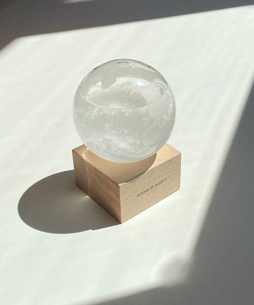 BIRTHDAY BAR（バースデイバー）の「ストームグラスライト ~THE EARTH~ 　STORM GLASS LIGHT 照明 天気（照明・レディース・クリア・フリー）」の5枚目の写真