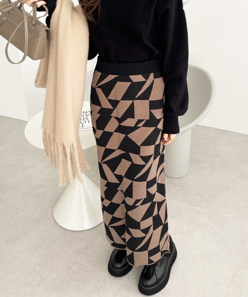 GeeRA(ジーラ)の「ジャガードニットナロースカート(スカート・レディース・ブラック/グリーン/モカ・SMALL/MEDIUM/LARGE)」の19枚目の写真