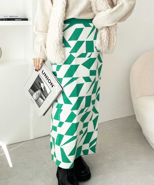 GeeRA(ジーラ)の「ジャガードニットナロースカート(スカート・レディース・ブラック/グリーン/モカ・SMALL/MEDIUM/LARGE)」の22枚目の写真
