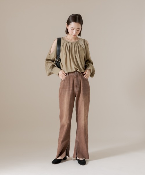 mline（エムライン）の「[mline]肩開きタックブラウス（シャツ/ブラウス・レディース・ベージュ/アイボリー・FREE）」の11枚目の写真