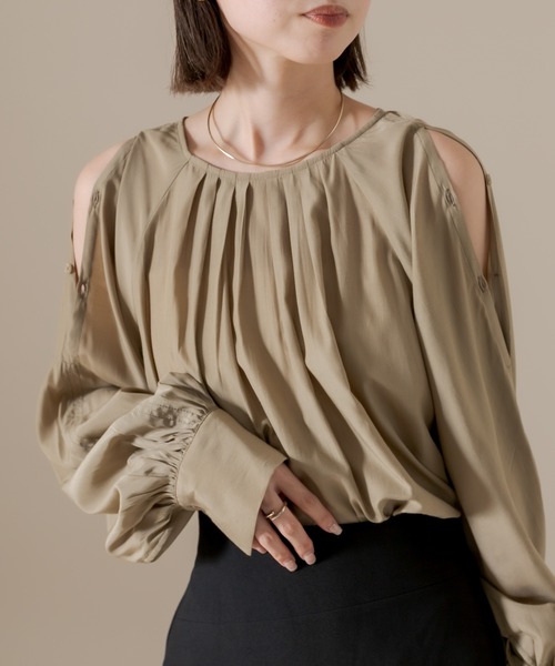 mline（エムライン）の「[mline]肩開きタックブラウス（シャツ/ブラウス・レディース・ベージュ/アイボリー・FREE）」の20枚目の写真
