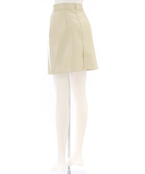 clear（クリア）の「合皮ミニスカート（スカート・レディース・ブラック/アイボリー・S/M）」の5枚目の写真