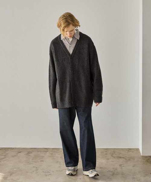EMMA CLOTHES（エマクローズ）の「メランジウール混モヘアライク ロールアップ ルーズオーバーニットカーディガン  EMMA CLOTHES（カーディガン/ボレロ・メンズ・ブラック系/ブラウン系/ダークグリーン系・M/L）」の12枚目の写真