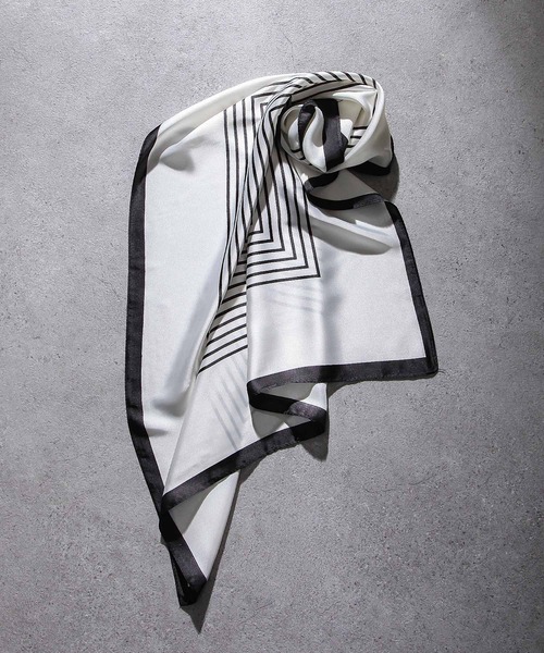 NILWAY（ニルウェイ）の「アソート総柄スカーフ（バンダナ/スカーフ・メンズ・ネイビー系/ブラウン系/ベージュ系/グリーン系・FREE）」の3枚目の写真