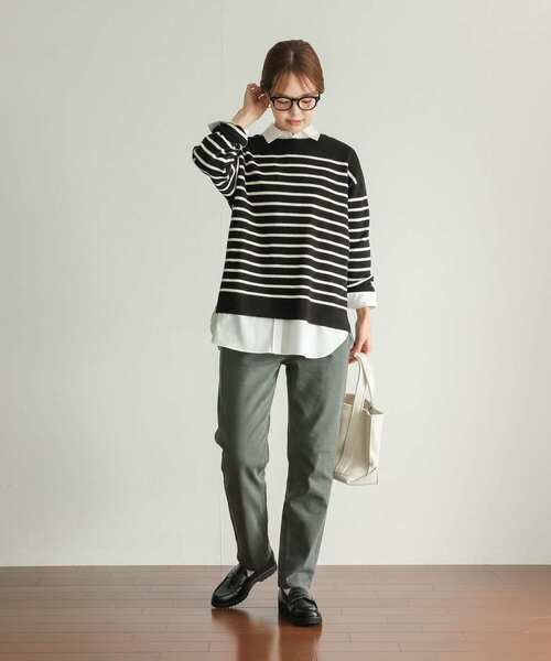 URBAN RESEARCH DOORS（アーバンリサーチドアーズ）の「コットンレギュラーカラーオーバーシャツ（シャツ/ブラウス・レディース・ブラウン/オフホワイト/ネイビー・MEDIUM）」の14枚目の写真