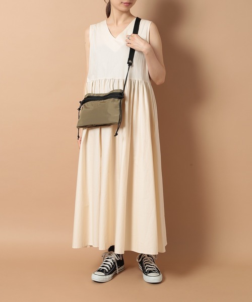 FREDRIK PACKERS（フレドリックパッカーズ）の「【FREDRIK PACKERS】420D UTILITY SACK M（ショルダーバッグ・メンズ・ブラック/オリーブ/シルバー/カーキ・FREE）」の10枚目の写真