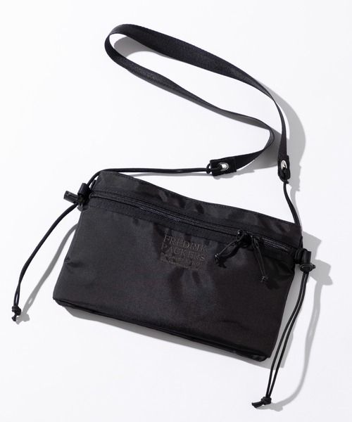 FREDRIK PACKERS（フレドリックパッカーズ）の「【FREDRIK PACKERS】420D UTILITY SACK M（ショルダーバッグ・メンズ・ブラック/オリーブ/シルバー/カーキ・FREE）」の7枚目の写真