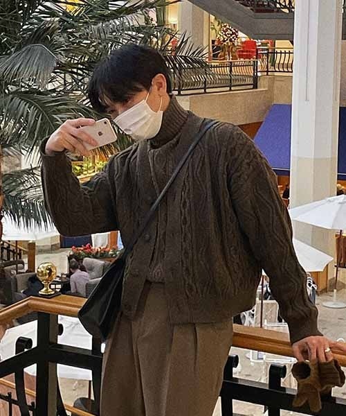 ASCLO（エジュクロ）の「ASCLO [ASCLO MADE]Fisherman Air Wool Crop Cardigan（カーディガン/ボレロ・メンズ・ブラウン/ベージュ・FREE）」の4枚目の写真