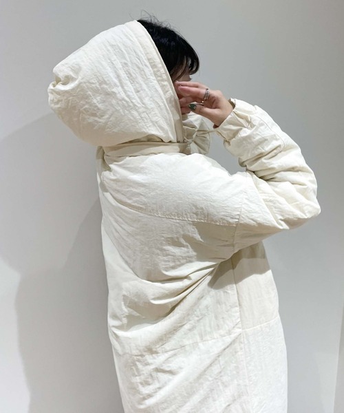 archives（アルシーヴ）の「【Limited item】MONSTER COAT（ダウンジャケット/コート・レディース・アイボリー/ブラック・MEDIUM）」の9枚目の写真
