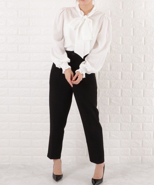 Lace Ladies(レースレディース)の「ボリューム袖ボウタイブラウス(シャツ/ブラウス・レディース・ミント/グレイッシュベージュ/ホワイト/モカ・L/S/XL/M)」の16枚目の写真