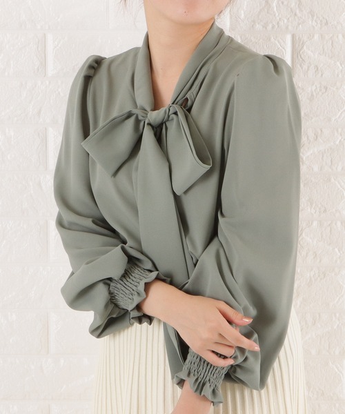 Lace Ladies(レースレディース)の「ボリューム袖ボウタイブラウス(シャツ/ブラウス・レディース・ミント/グレイッシュベージュ/ホワイト/モカ・L/S/XL/M)」の5枚目の写真