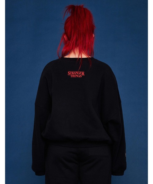 Little sunny bite（リトルサニーバイト）の「STRANGER THINGS × little sunny bite Sweat top（スウェット・レディース・クリーム/ブラック/ピンク・SMALL/MEDIUM）」の7枚目の写真