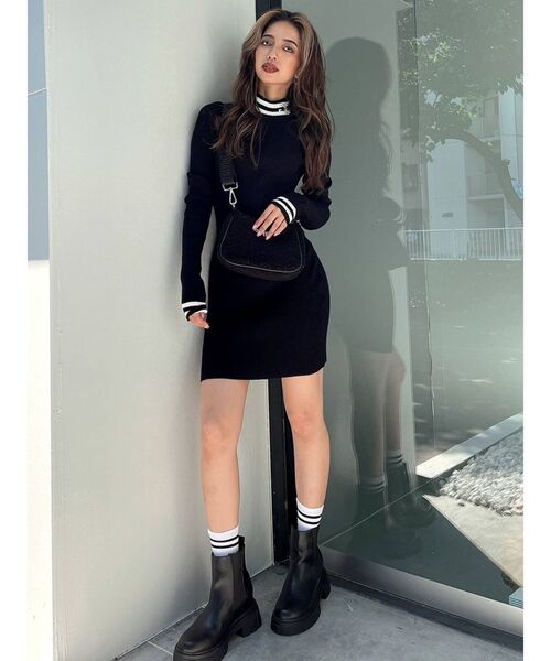 GYDA（ジェイダ）の「トラックソール サイドゴアショートブーツ（ブーツ・レディース・ブラック/その他1・SMALL/MEDIUM/LARGE）」の8枚目の写真