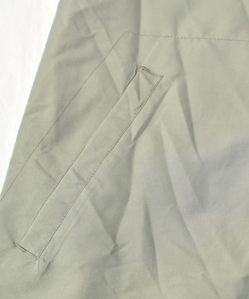 VINTAGE(ヴィンテージ)の「【ヴィンテージ古着】90~00s KENNETH COLE 裏地付き タマムシ ステンカラーコート(ステンカラーコート・メンズ・グリーン・MEDIUM)」の8枚目の写真