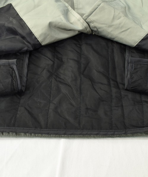 VINTAGE(ヴィンテージ)の「【ヴィンテージ古着】90~00s KENNETH COLE 裏地付き タマムシ ステンカラーコート(ステンカラーコート・メンズ・グリーン・MEDIUM)」の9枚目の写真
