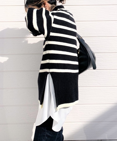 Q（キュー）の「モノトーンボーダータートルニット（ニット/セーター・レディース・ブラック系その他/ホワイト系その他・MEDIUM）」の4枚目の写真