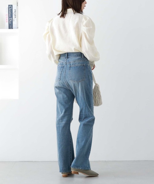 archives(アルシーヴ)の「肩あきドレープ2WAYブラウス(シャツ/ブラウス・レディース・アイボリー/ブラック/ブルー・MEDIUM)」の17枚目の写真