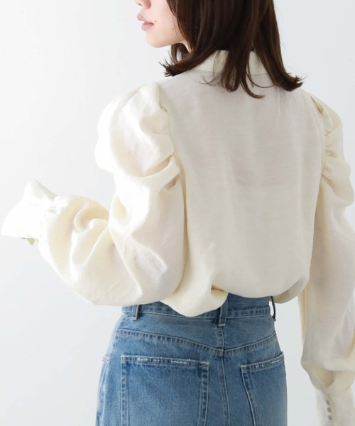 archives(アルシーヴ)の「肩あきドレープ2WAYブラウス(シャツ/ブラウス・レディース・アイボリー/ブラック/ブルー・MEDIUM)」の12枚目の写真