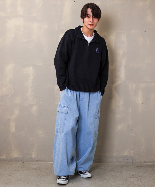 SPINNS（スピンズ）の「【ビッグシルエット】ワンポイントロゴ ハーフジップニット（ニット/セーター・メンズ・アイボリー/グリーン/グレー/ブラック・ONESIZE）」の20枚目の写真