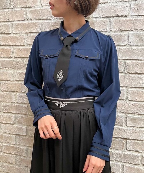 axes femme（アクシーズファム）の「ミリタリー風ブラウス（シャツ/ブラウス・レディース・カーキ/ホワイト/ネイビー・LARGE/MEDIUM）」の3枚目の写真