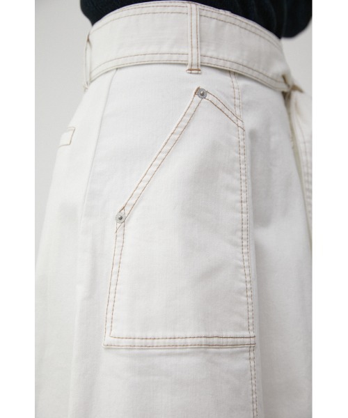 AZUL by moussy(アズールバイマウジー)の「STITCH DENIM FLARE SKIRT/ステッチデニムフレアスカート(デニムスカート・レディース・ワンウォッシュ/オフホワイト・MEDIUM/SMALL)」の19枚目の写真