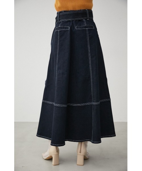 AZUL by moussy(アズールバイマウジー)の「STITCH DENIM FLARE SKIRT/ステッチデニムフレアスカート(デニムスカート・レディース・ワンウォッシュ/オフホワイト・MEDIUM/SMALL)」の6枚目の写真