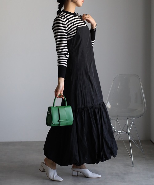 r.(アールドット)の「タフタ バルーン キャミワンピース(ジャンパースカート・レディース・ブラック/ベージュ/オフホワイト/ライトベージュ・FREE)」の11枚目の写真