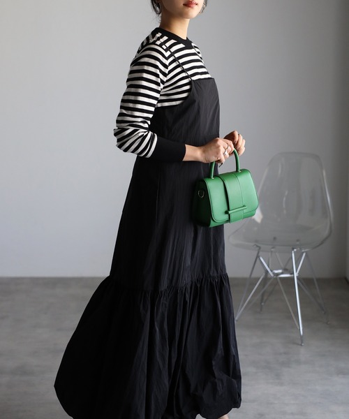 r.(アールドット)の「タフタ バルーン キャミワンピース(ジャンパースカート・レディース・ブラック/ベージュ/オフホワイト/ライトベージュ・FREE)」の14枚目の写真