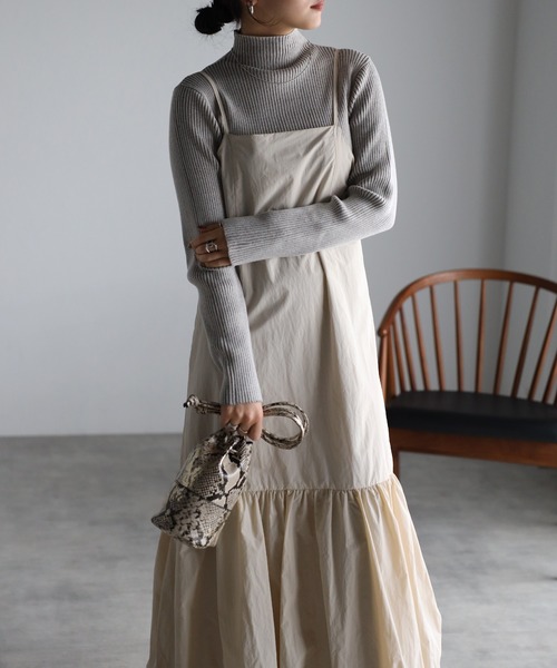 r.(アールドット)の「タフタ バルーン キャミワンピース(ジャンパースカート・レディース・ブラック/ベージュ/オフホワイト/ライトベージュ・FREE)」の19枚目の写真