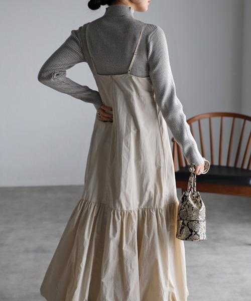 r.(アールドット)の「タフタ バルーン キャミワンピース(ジャンパースカート・レディース・ブラック/ベージュ/オフホワイト/ライトベージュ・FREE)」の22枚目の写真