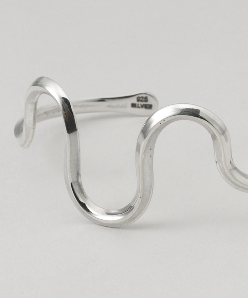 貴重　エリッカニコラスビケイ　アルミバングル①レディースサイズ 貴重 エリッカニコラスビケイ アルミバングル①レディースサイズ 楽天