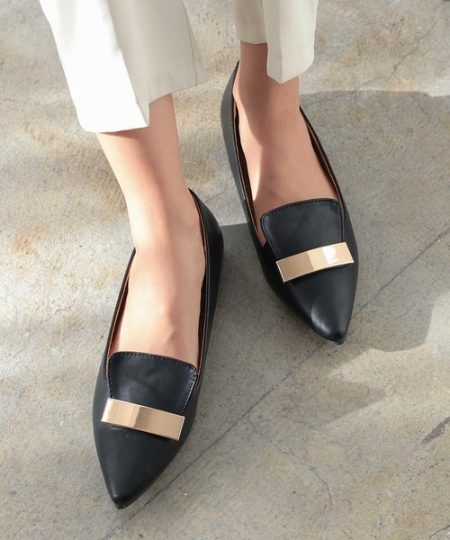 KOBE LETTUCE(コウベレタス)の「プレートモチーフパンプス(パンプス・レディース・ピンク/ベージュ/ブラック/アイボリー・LL/M/L/S)」の3枚目の写真