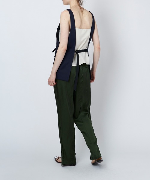TOGA（トーガ）の「TOGA Tailored vest（ベスト・レディース・ネイビー・38/40）」の4枚目の写真