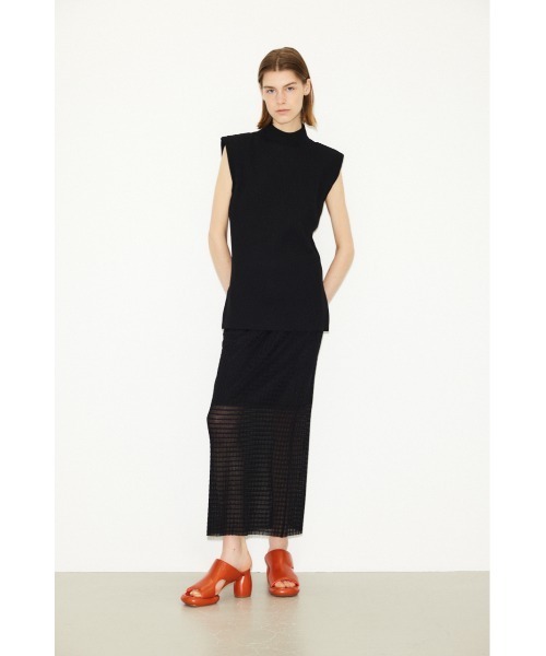 THROW by SLY（スローバイスライ）の「THROW PADDED H/N RIB TOPS パデッド ハイネック リブ トップス ドライタッチ スタンドネック セットアップ可能（Tシャツ/カットソー・レディース・ブラック/ライトブルー/アイボリー・FREE）」の15枚目の写真