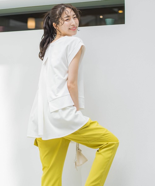 VICKY(ビッキー)の「【1枚で簡単オシャレ!】切り替えレイヤードトップス《洗濯機で洗える》(Tシャツ/カットソー・レディース・ブラック/グレー/ホワイト/イエロー・M)」の6枚目の写真