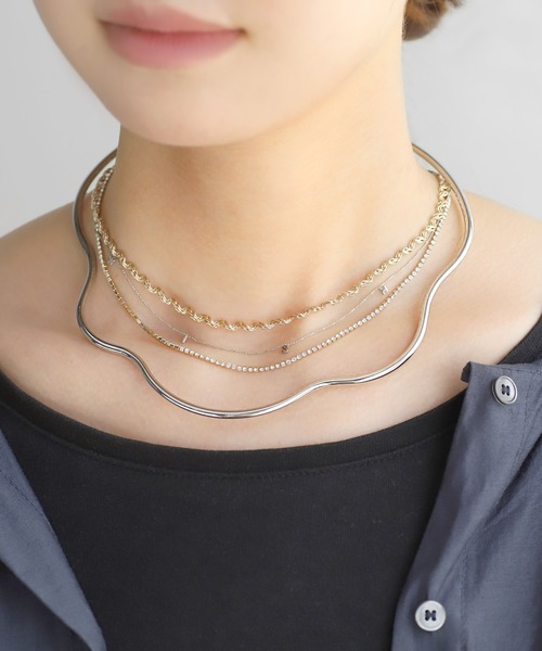 ANEMONE（アネモネ）の「ウェーブラインメタルチョーカー（ネックレス・レディース・シルバー/ゴールド・FREE）」の9枚目の写真