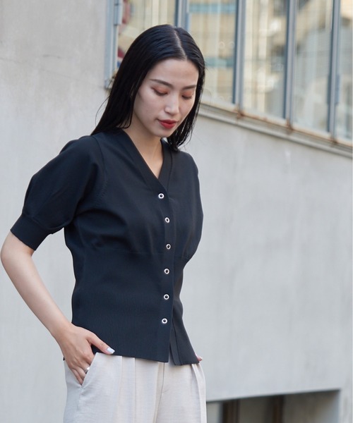 COLONY 2139（コロニートゥーワンスリーナイン）の「エステルヤーンコルセットカーディガン（カーディガン/ボレロ・レディース・アイボリー/ブラック/ライム・FREE）」の3枚目の写真