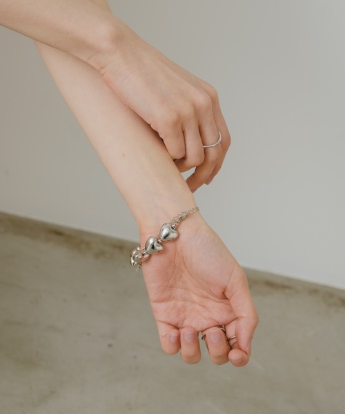 Kastane（カスタネ）の「【fiw.】ハート連ブレス（ブレスレット・レディース・シルバー・FREE）」の6枚目の写真