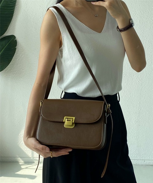 LA VORAGINE(ラ ヴォラジネ)の「2wayスクエアショルダーバッグ メッセンジャーバッグ(メッセンジャーバッグ・レディース・ブラック/ダークブラウン/ホワイト/ブラウン・FREE)」の14枚目の写真