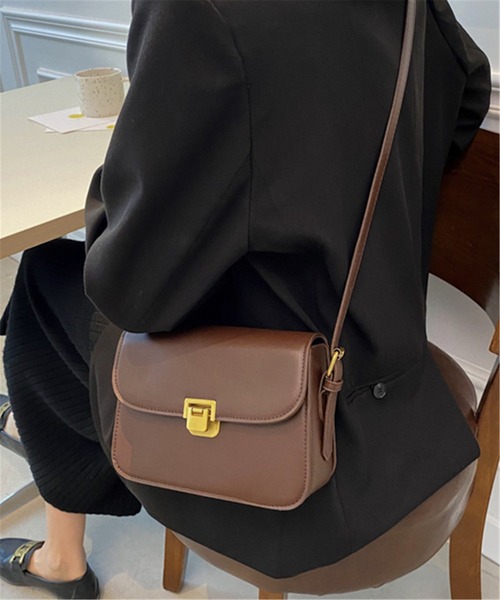 LA VORAGINE(ラ ヴォラジネ)の「2wayスクエアショルダーバッグ メッセンジャーバッグ(メッセンジャーバッグ・レディース・ブラック/ダークブラウン/ホワイト/ブラウン・FREE)」の9枚目の写真