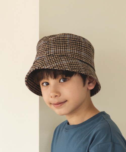 pairmanon(ペアマノン)の「素材いろいろ バケットハット(ハット・キッズ・ホワイト系その他/ライトブルー/ベージュ/アイボリー/ブラウン・FREE)」の1枚目の写真