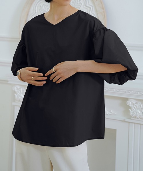 Mayree(メイリー)の「AURORIA/バックリボンVネックパフスリーブブラウス(シャツ/ブラウス・レディース・ピンク/ホワイト/ブラック/グレー/ライトベージュ・FREE)」の3枚目の写真