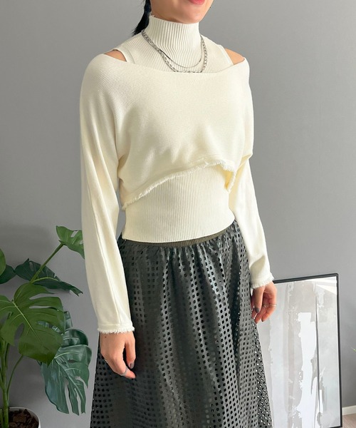 Jewelobe(ジュエローブ)の「ショートボレロ×ハイネックノースリニット アンサンブル(ニット/セーター・レディース・アイボリー/ブラック/カーキ・FREE)」の20枚目の写真