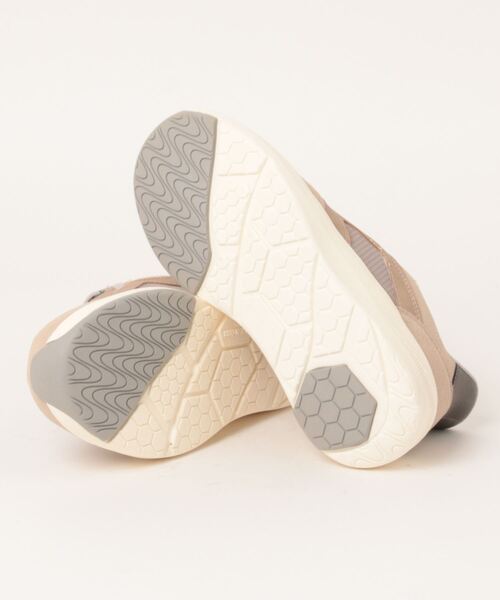 CEDAR CREST(セダークレスト )の「【CEDAR CREST】スパットシューズ(スニーカータイプ) 手を使わずに履ける【22.5cm~25.0cm】(スニーカー・レディース・ライトブラウン/ピンク/カーキ/グレー/ホワイト/ブルー/カーキオリーブ/パープル/ブラック/キャメル/ブラック×パープル・24.5cm/22.5cm/23.0cm/23.5cm/24.0cm/25.0cm/22.0cm)」の13枚目の写真