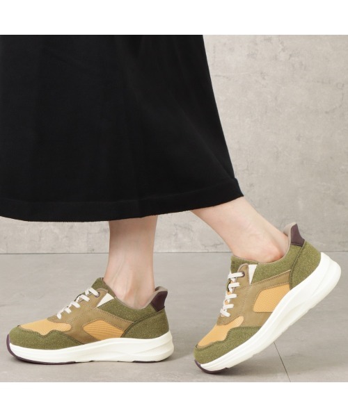 CEDAR CREST（セダークレスト ）の「【CEDAR CREST】スパットシューズ（スニーカータイプ） 手を使わずに履ける【22.5cm～25.0cm】（スニーカー・レディース・ライトブラウン/ピンク/カーキ/グレー/ホワイト/ブルー/カーキオリーブ/パープル/ブラック/キャメル/ブラック×パープル・24.5cm/22.5cm/23.0cm/23.5cm/24.0cm/25.0cm/22.0cm）」の7枚目の写真