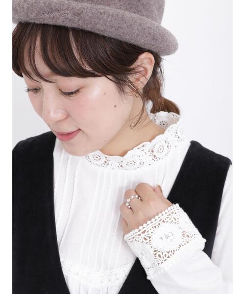 Samansa Mos2(サマンサ モスモス)の「スタンドレースインナーカットソー(Tシャツ/カットソー・レディース・ブラック/オフホワイト/ベージュ・F)」の7枚目の写真