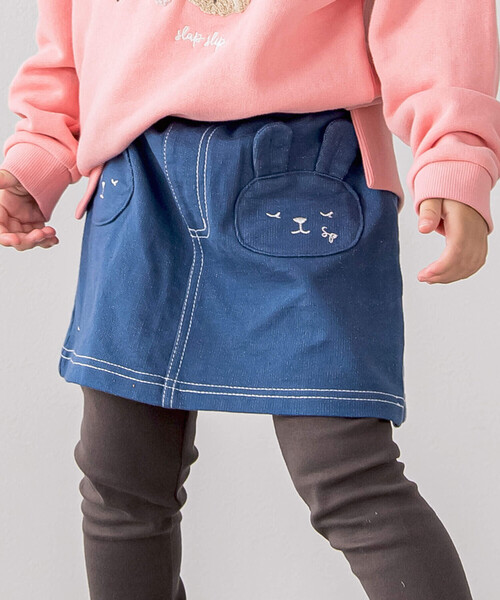 SLAP SLIP(スラップスリップ)の「ウサギフェイスパッチ付スカッツ(80~130cm)(スカート・キッズ・オフホワイト/ネイビー・120cm/110cm/90cm/100cm/80cm/130cm)」の2枚目の写真