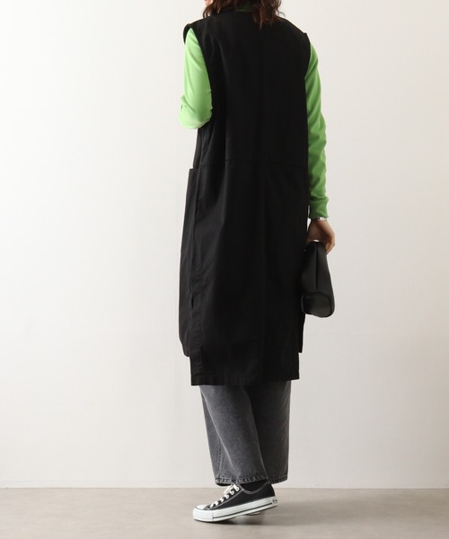 atONE(アットワン)の「atONE ツイルロングベスト(ベスト・レディース・ベージュ/カーキ/ブラック・LL~3L/4L~5L/M~L)」の10枚目の写真
