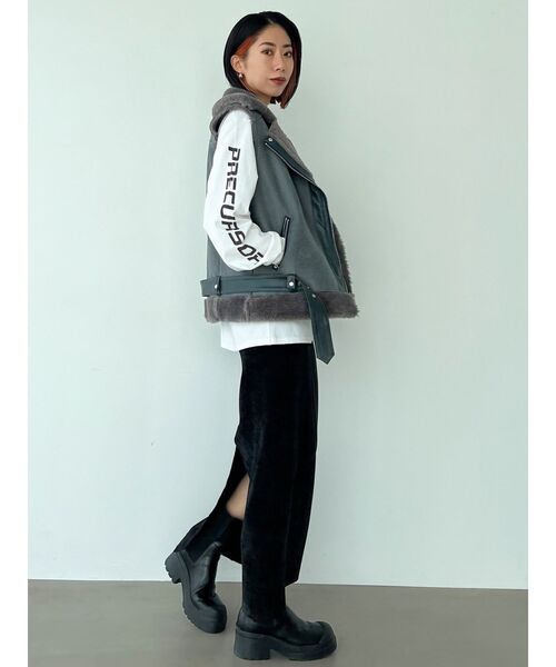 EMODA（エモダ）の「フロントロゴオーバーTシャツ（Tシャツ/カットソー・レディース・ホワイト/パープル/ブラック・FREE）」の12枚目の写真